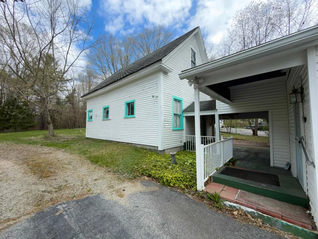131 Grove Street Littleton NH 03561