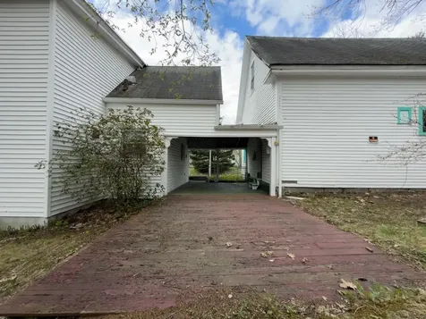 131 Grove Street Littleton NH 03561