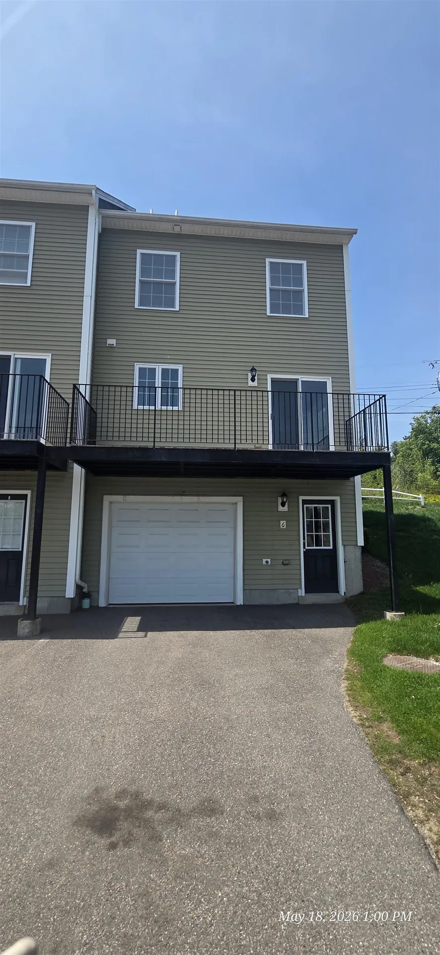 38 Maple Street Derry NH 03038