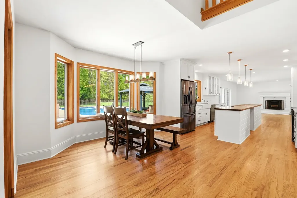 97 Dudley Road Brentwood NH 03833