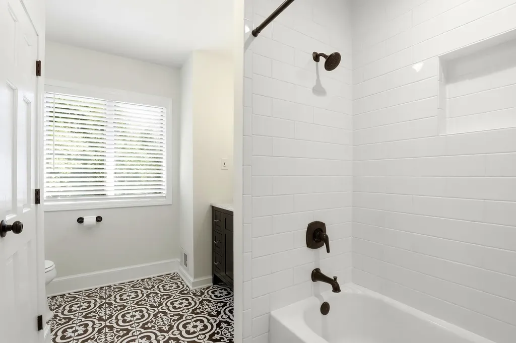 97 Dudley Road Brentwood NH 03833