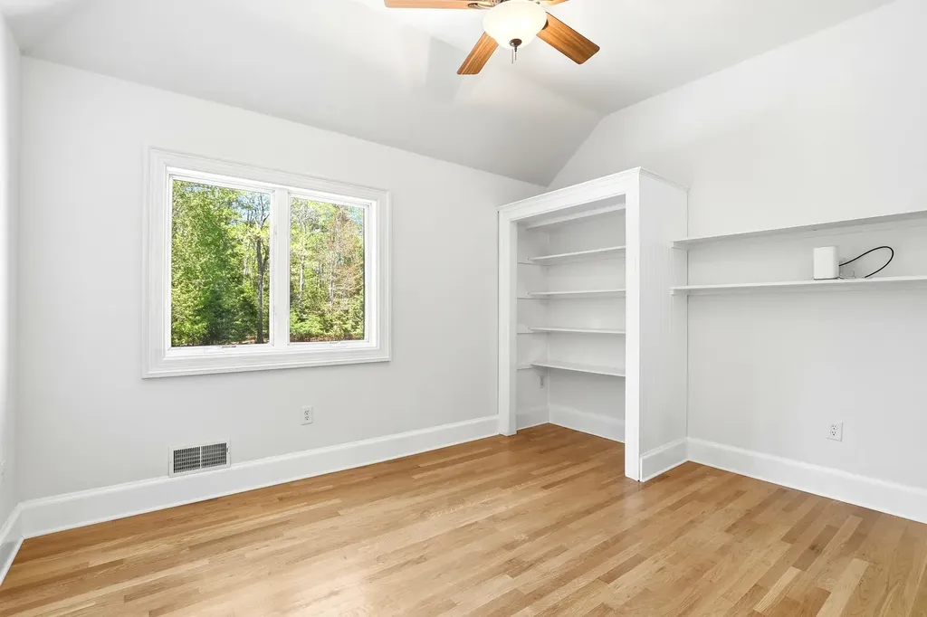 97 Dudley Road Brentwood NH 03833