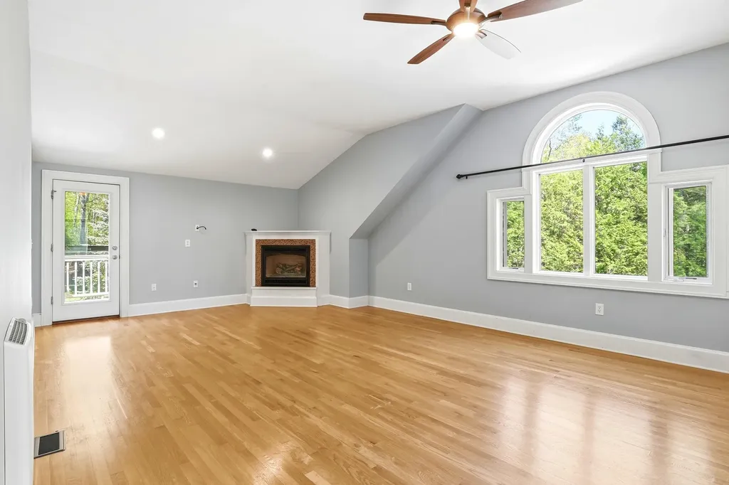 97 Dudley Road Brentwood NH 03833