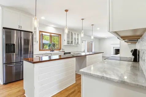 97 Dudley Road Brentwood NH 03833