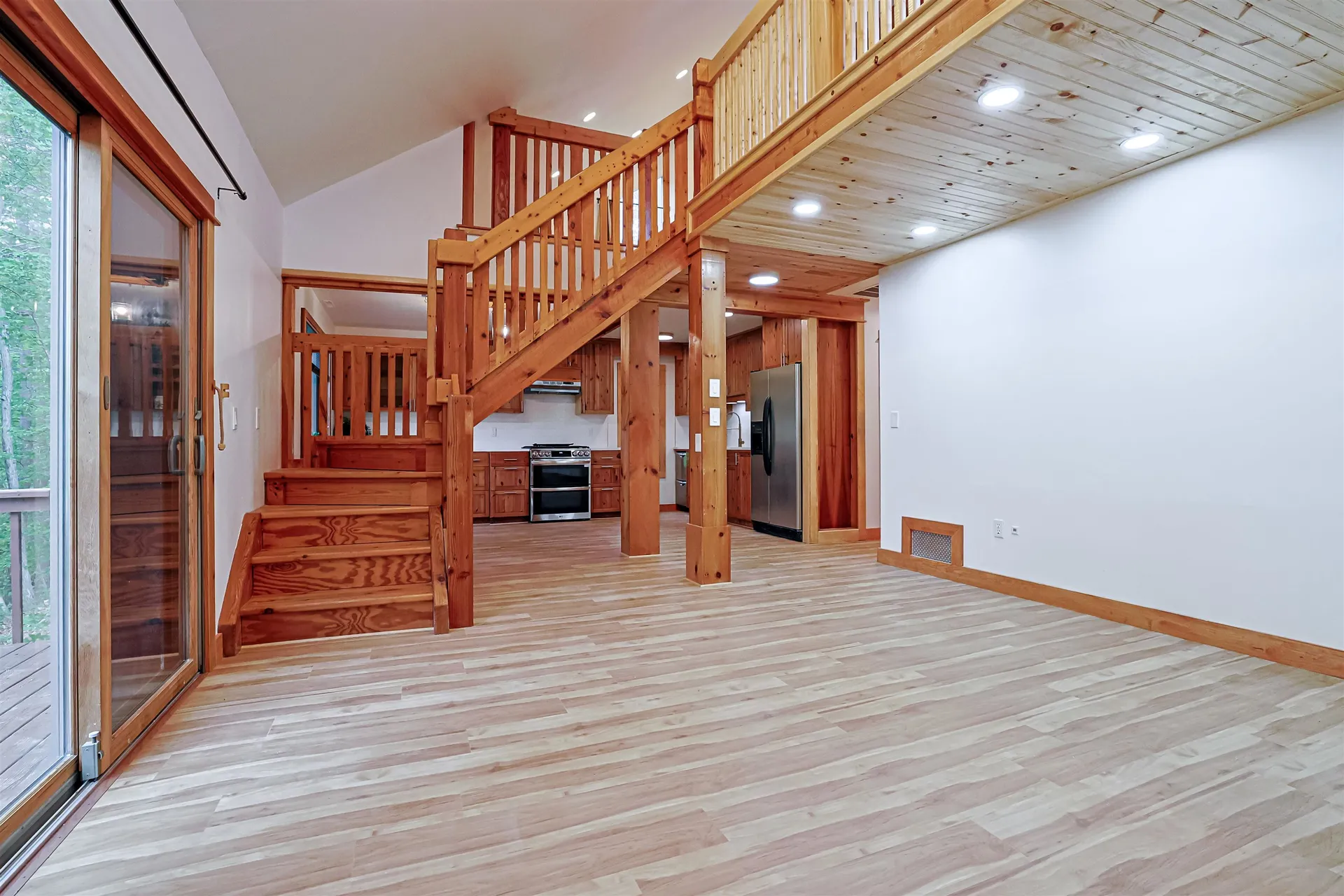 44 Coburn Woods Drive Nashua NH 03063