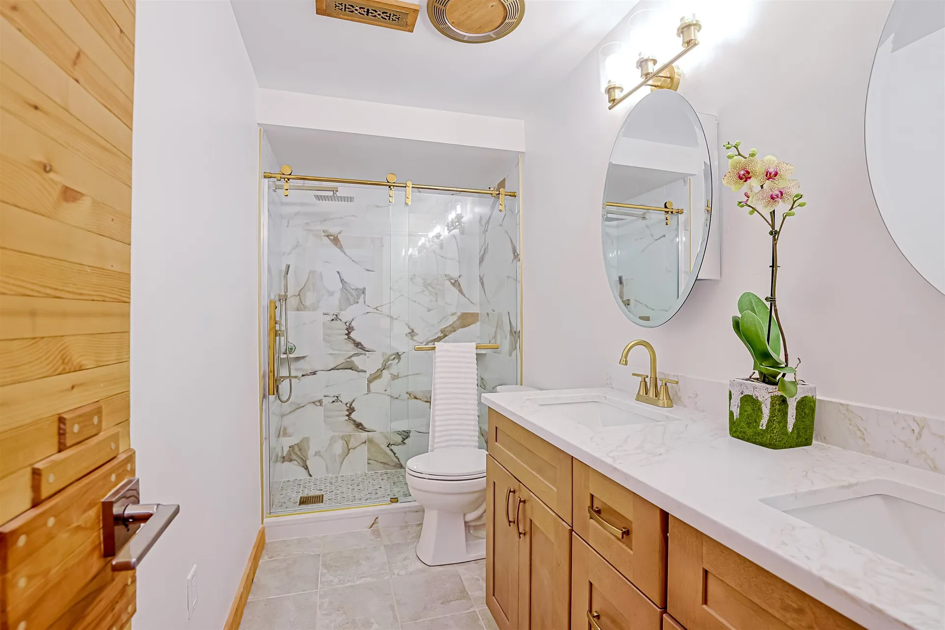 44 Coburn Woods Drive Nashua NH 03063