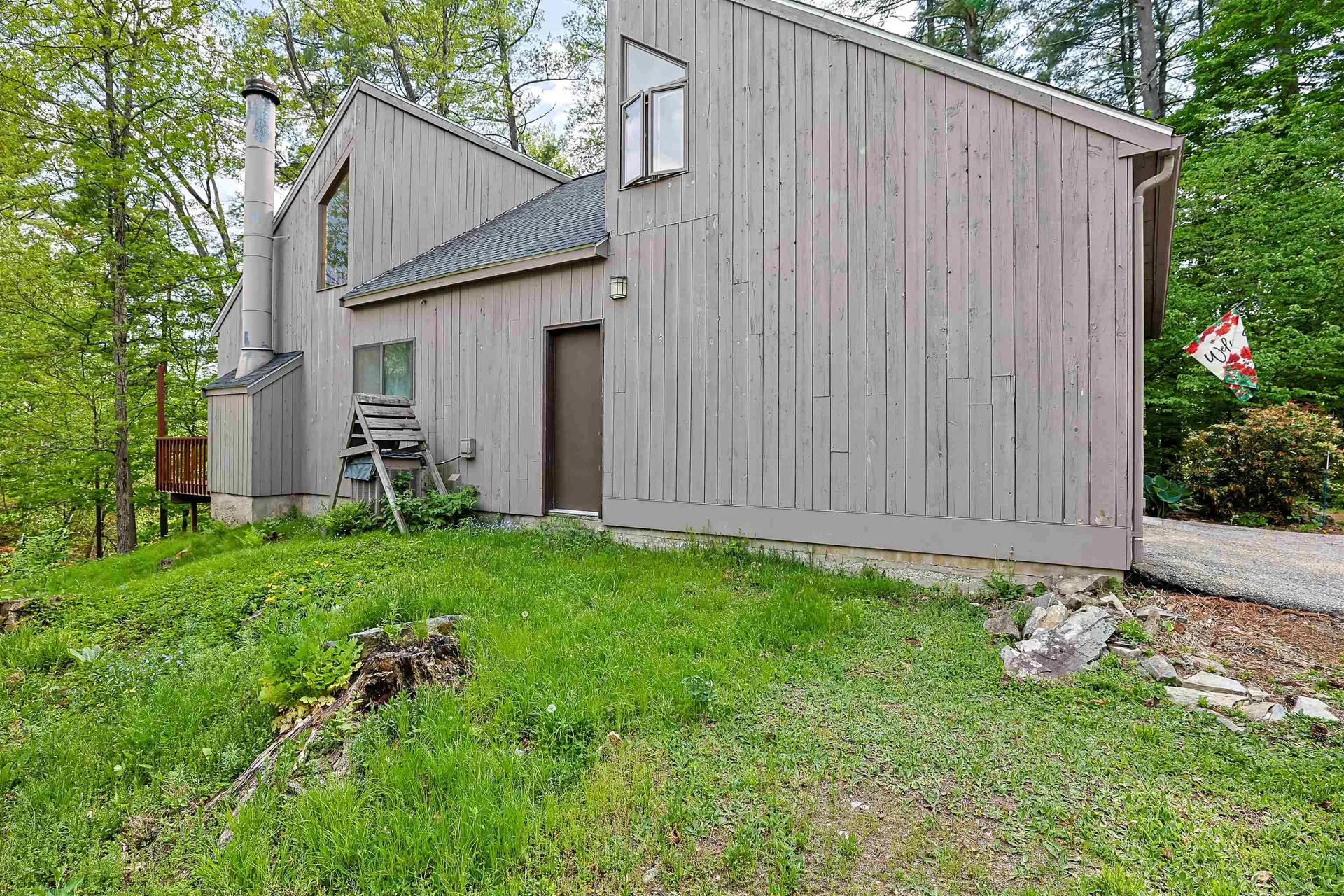 44 Coburn Woods Drive Nashua NH 03063