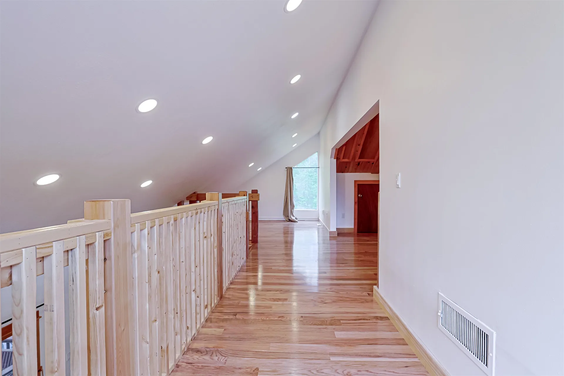 44 Coburn Woods Drive Nashua NH 03063