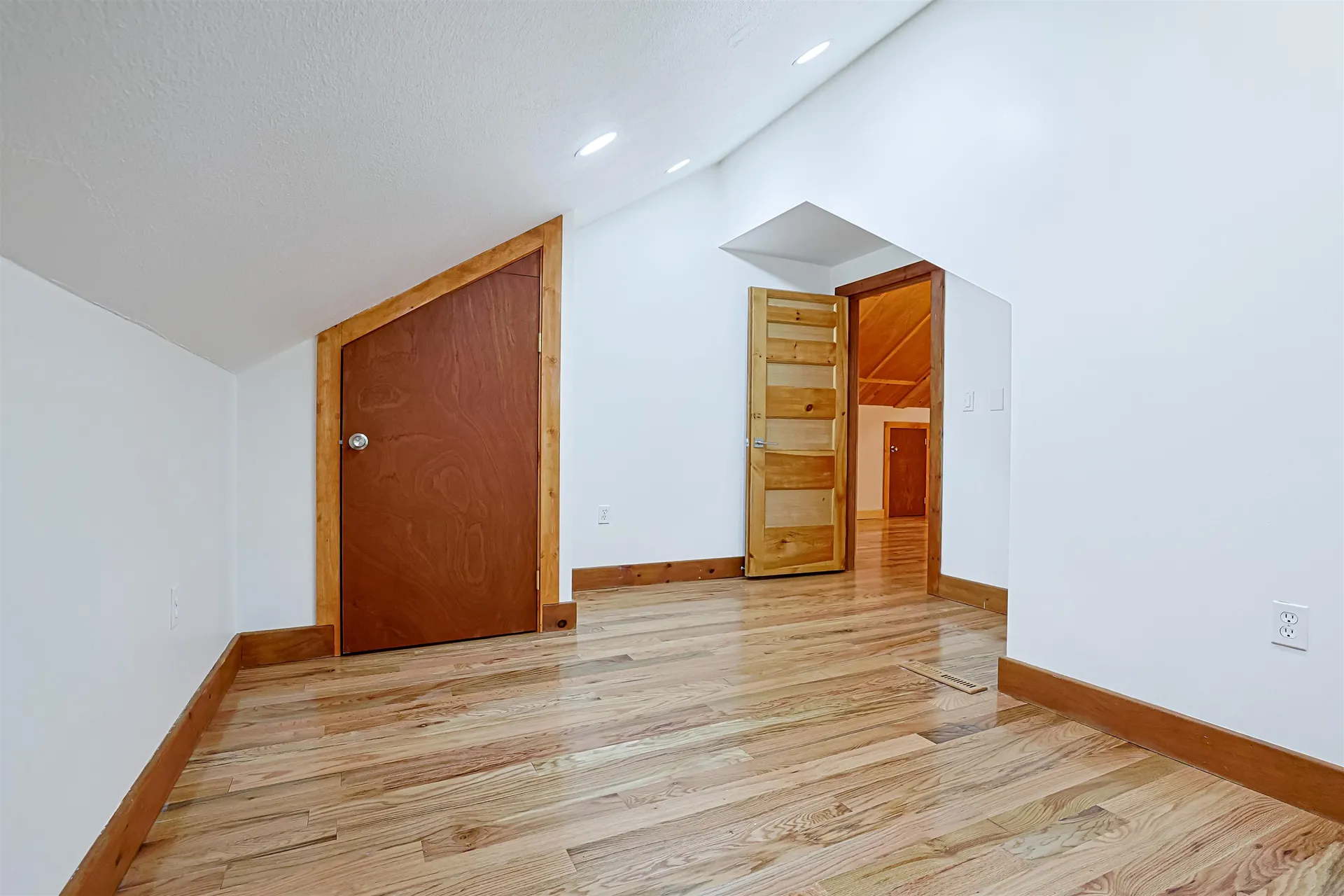 44 Coburn Woods Drive Nashua NH 03063