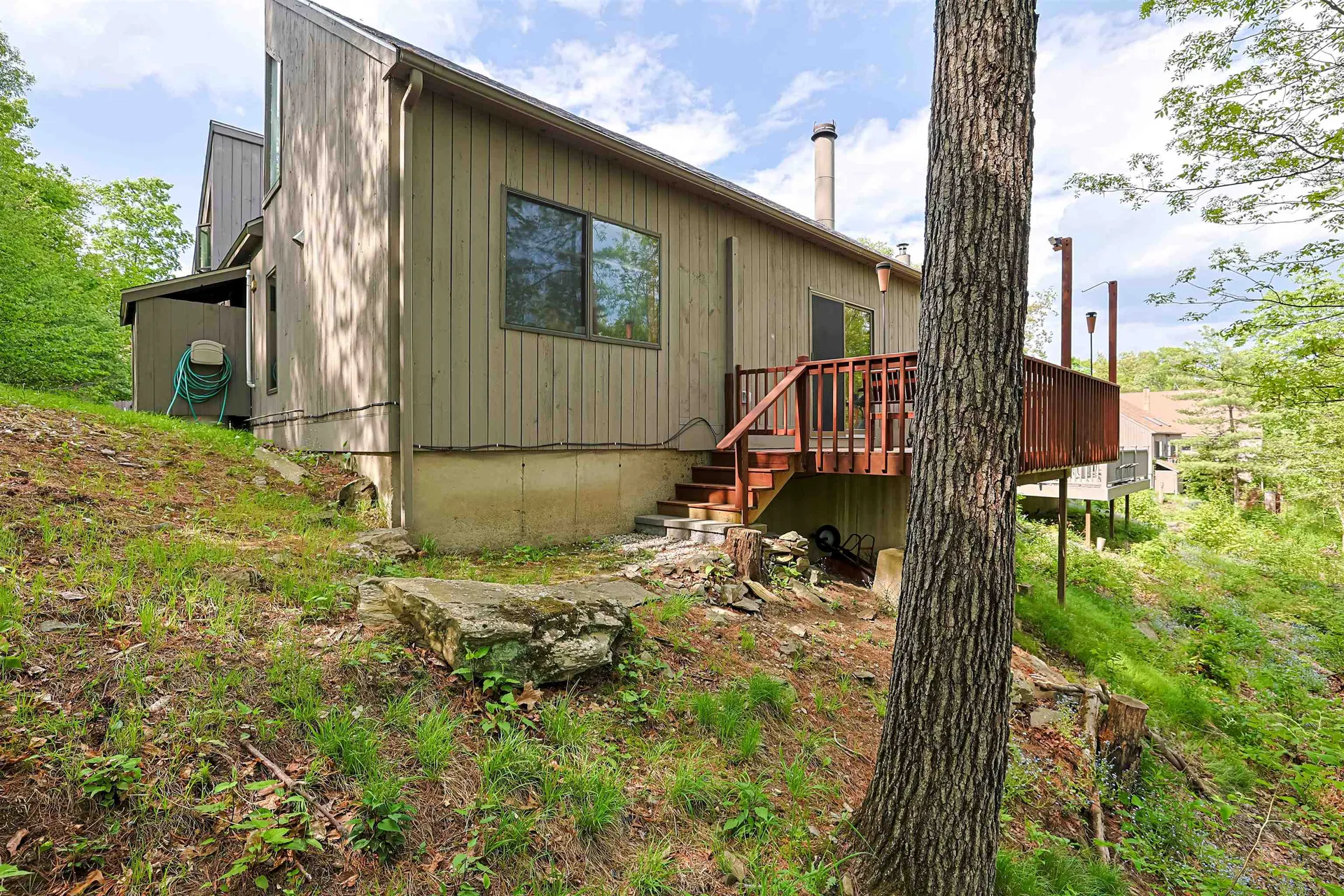44 Coburn Woods Drive Nashua NH 03063