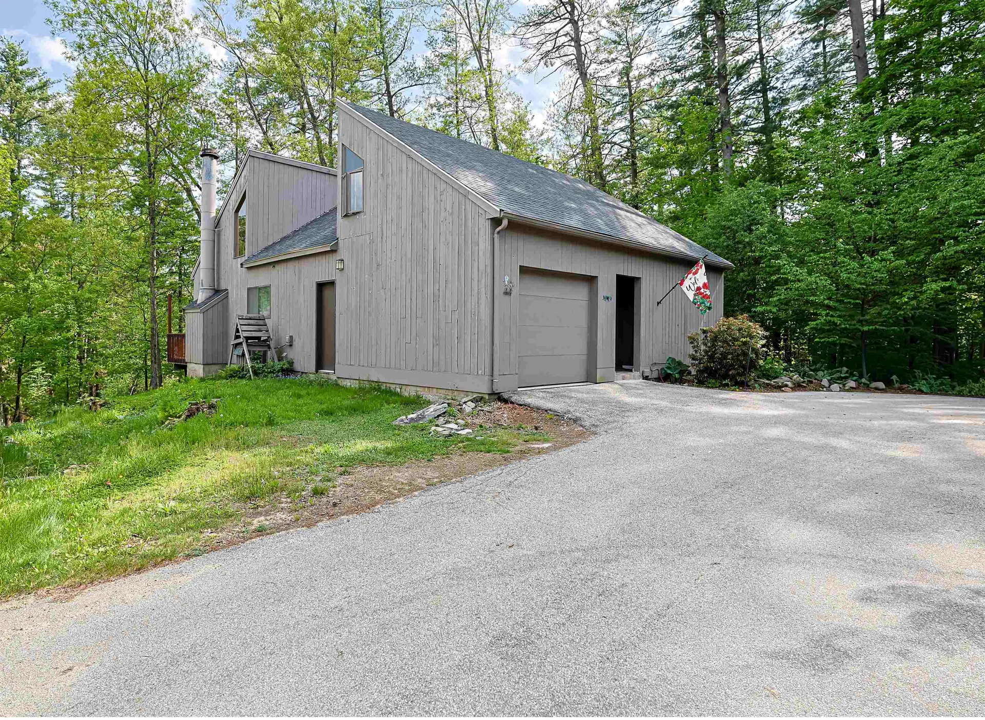 44 Coburn Woods Drive Nashua NH 03063