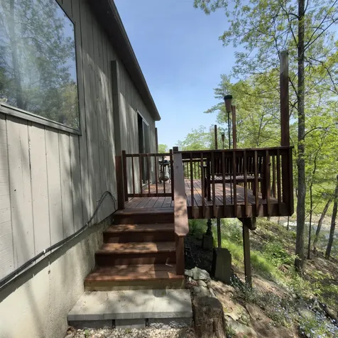 44 Coburn Woods Drive Nashua NH 03063