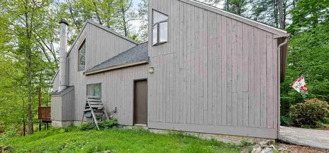 44 Coburn Woods Drive Nashua NH 03063
