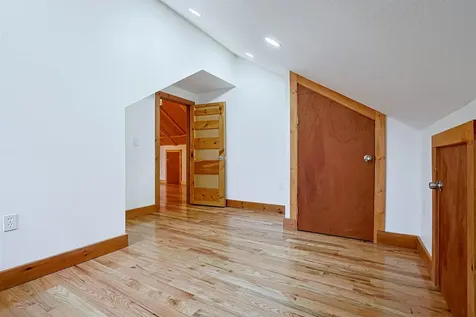 44 Coburn Woods Drive Nashua NH 03063