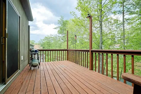 44 Coburn Woods Drive Nashua NH 03063