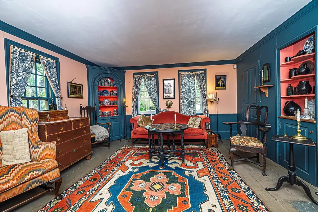 31 Long Hill Road Raymond NH 03077