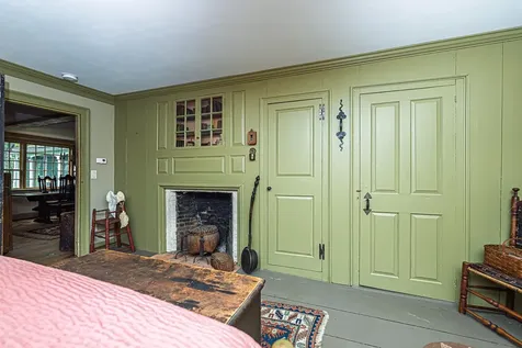 31 Long Hill Road Raymond NH 03077