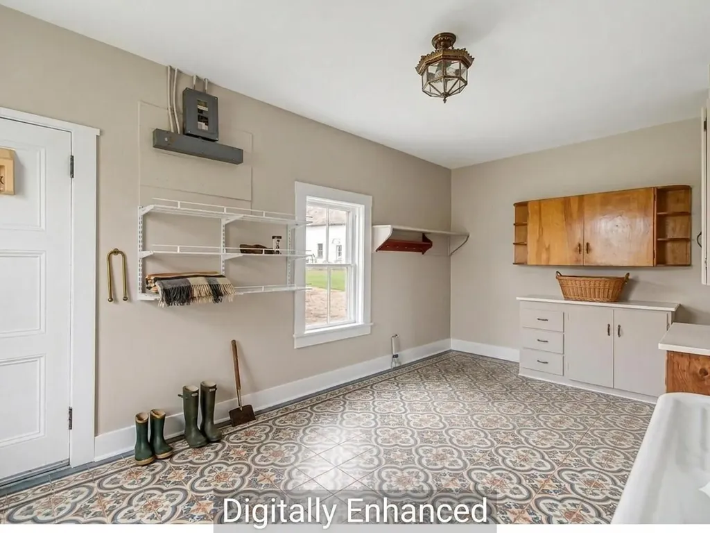 28 West Street Bristol VT 05443