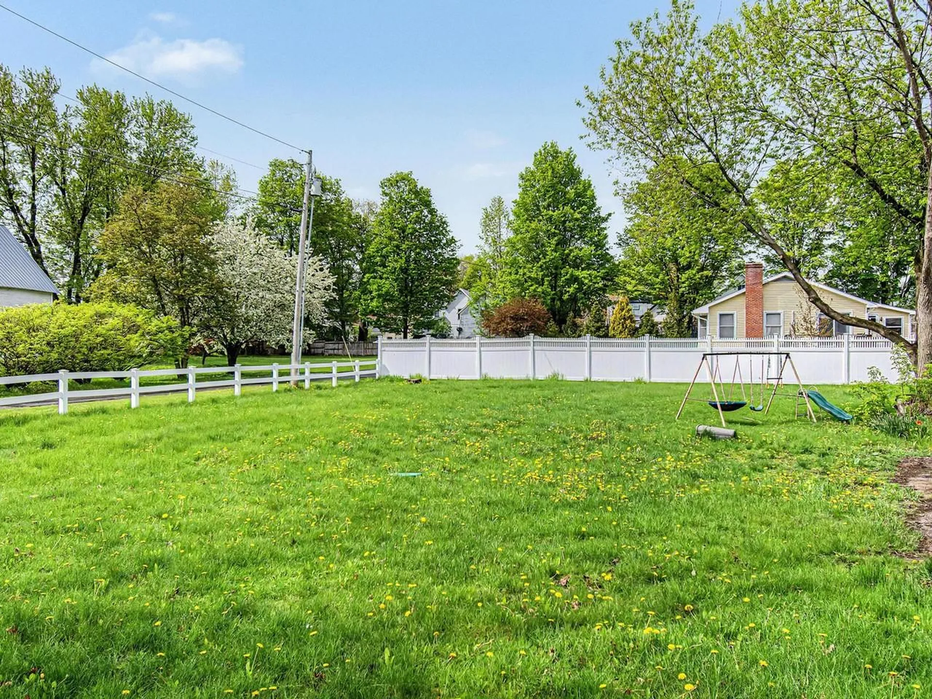 28 West Street Bristol VT 05443