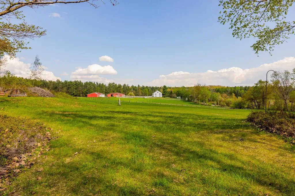 8 Laramie Road Hanover NH 03750