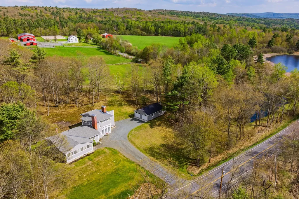 8 Laramie Road Hanover NH 03750
