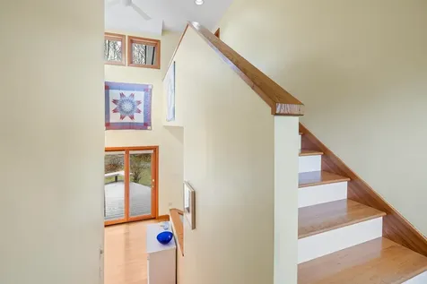 8 Laramie Road Hanover NH 03750