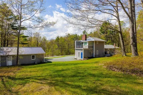 8 Laramie Road Hanover NH 03750