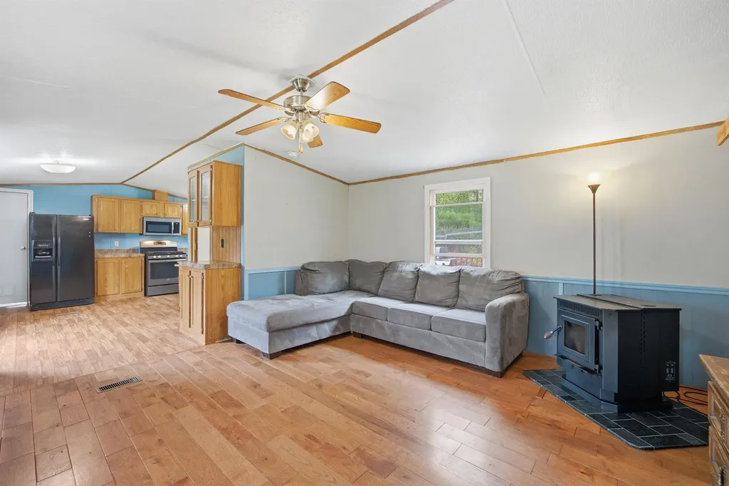 215 Leavitt Road Pittsfield NH 03263