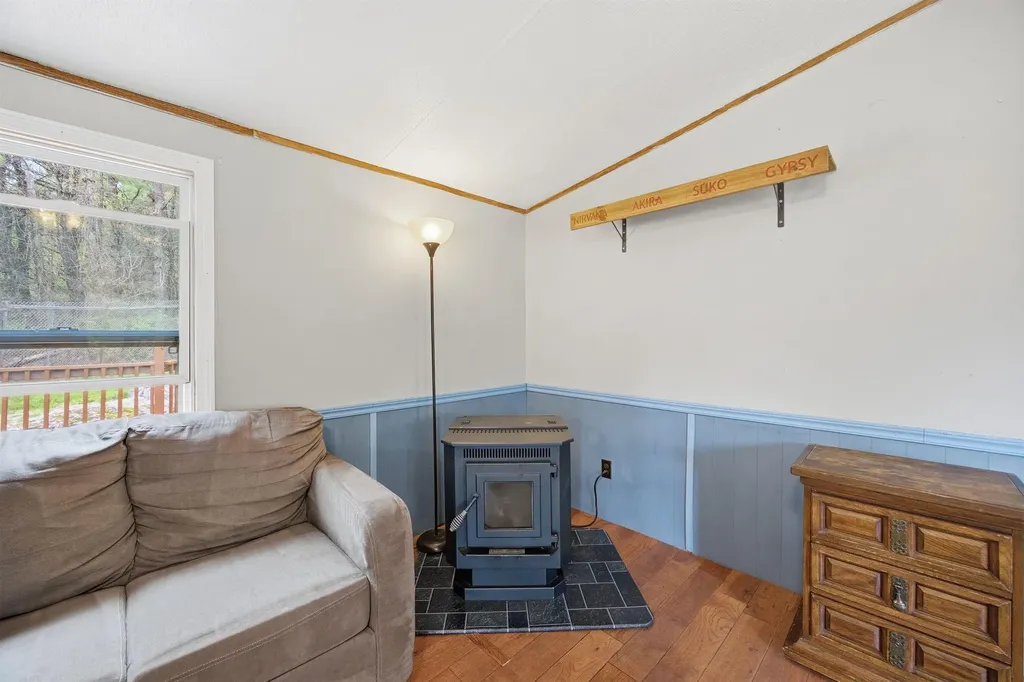 215 Leavitt Road Pittsfield NH 03263