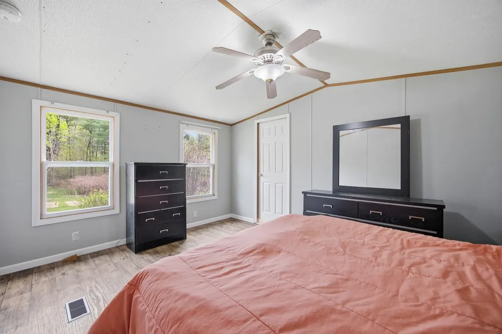 215 Leavitt Road Pittsfield NH 03263
