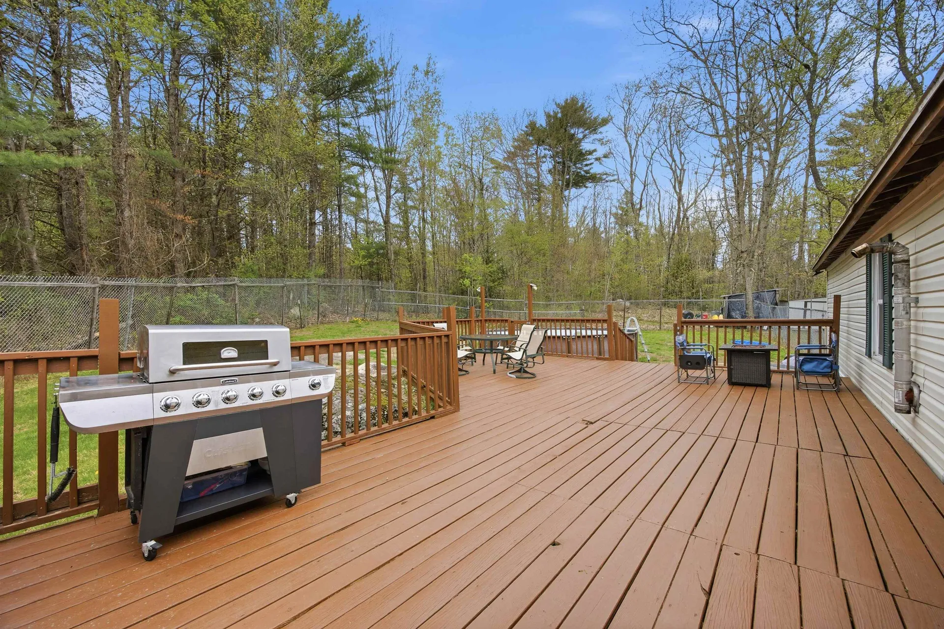 215 Leavitt Road Pittsfield NH 03263