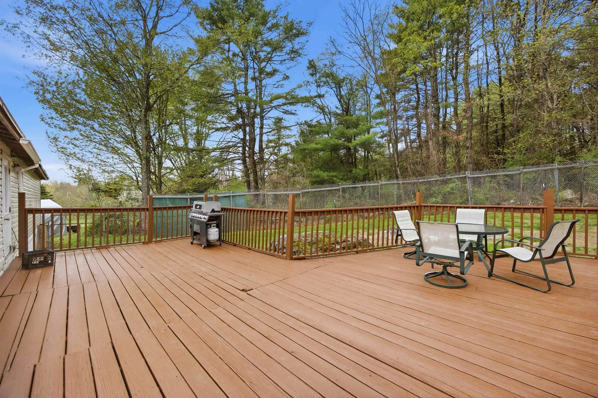 215 Leavitt Road Pittsfield NH 03263