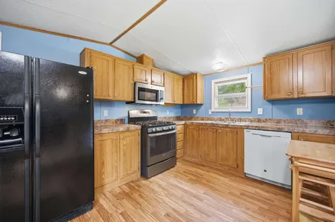 215 Leavitt Road Pittsfield NH 03263