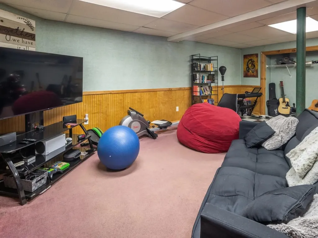 140 Austin Road Georgia VT 05468