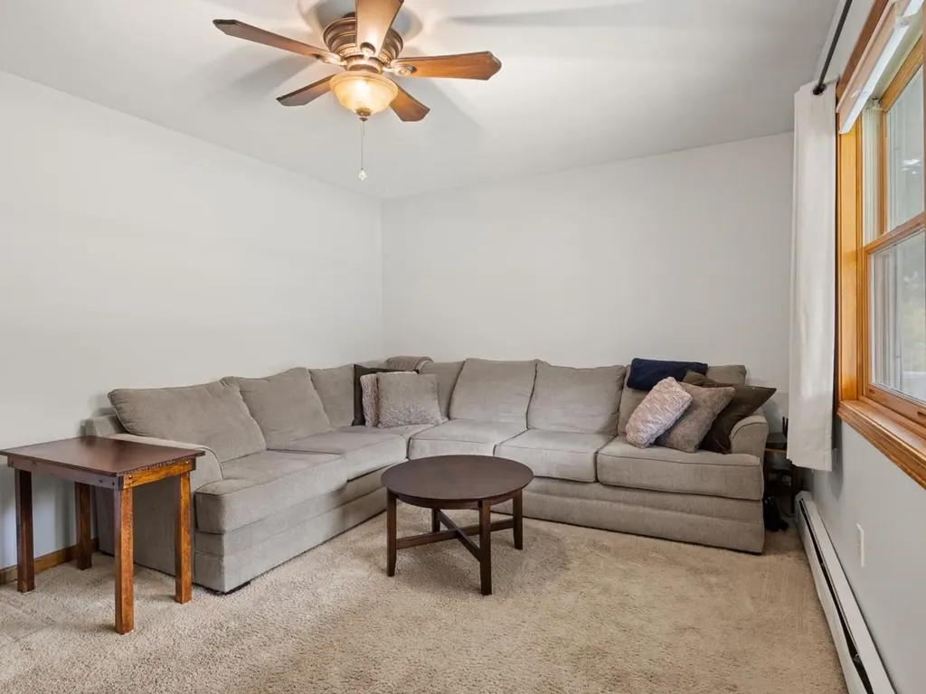 140 Austin Road Georgia VT 05468