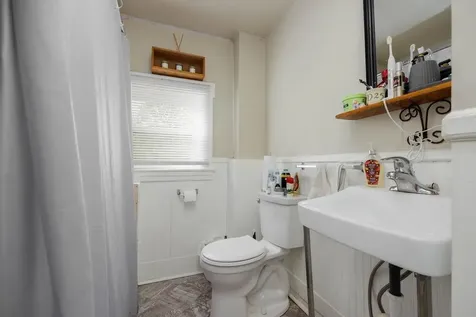 6 1/2 Bennett Court Lebanon NH 03766