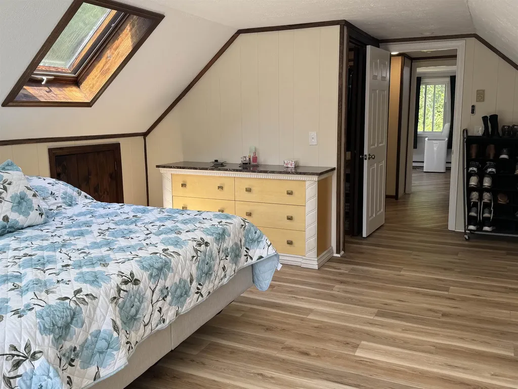76 Sunrise Drive Moultonborough NH 03254