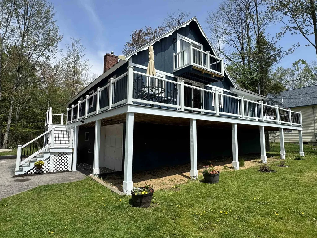 76 Sunrise Drive Moultonborough NH 03254