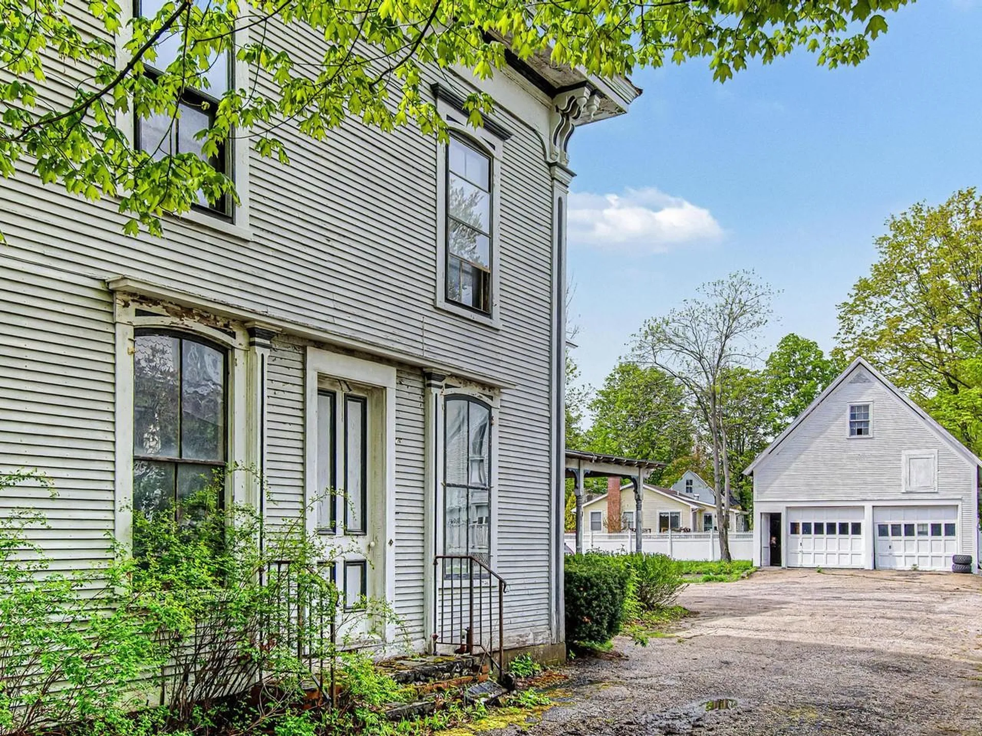 28 West Street Bristol VT 05443
