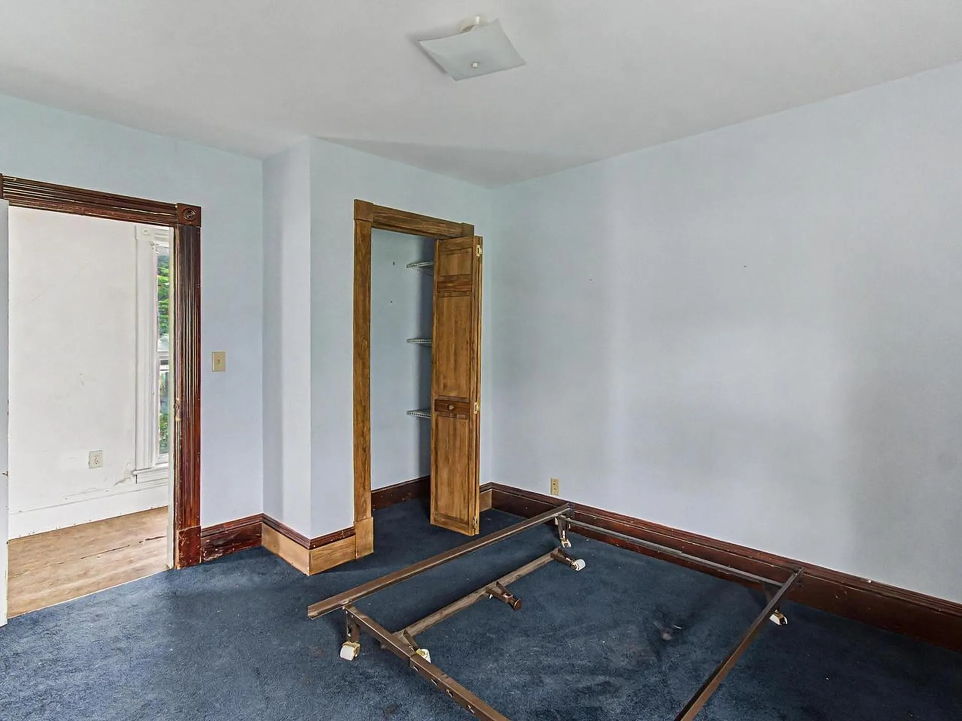 28 West Street Bristol VT 05443