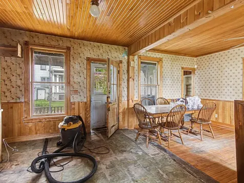 28 West Street Bristol VT 05443