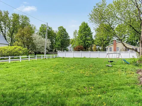 28 West Street Bristol VT 05443