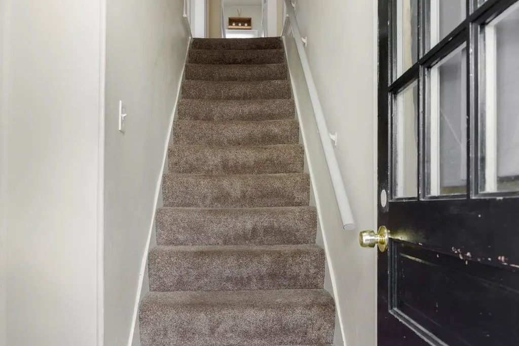 6 1/2 Bennett Court Lebanon NH 03766