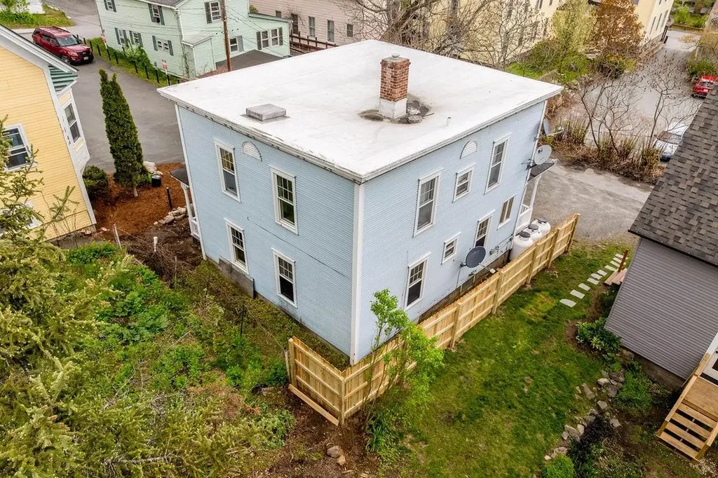 6 1/2 Bennett Court Lebanon NH 03766
