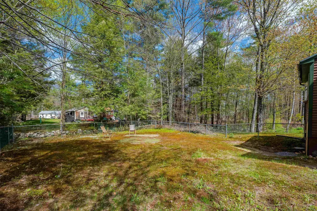 21 Elaine Road Middleton NH 03887