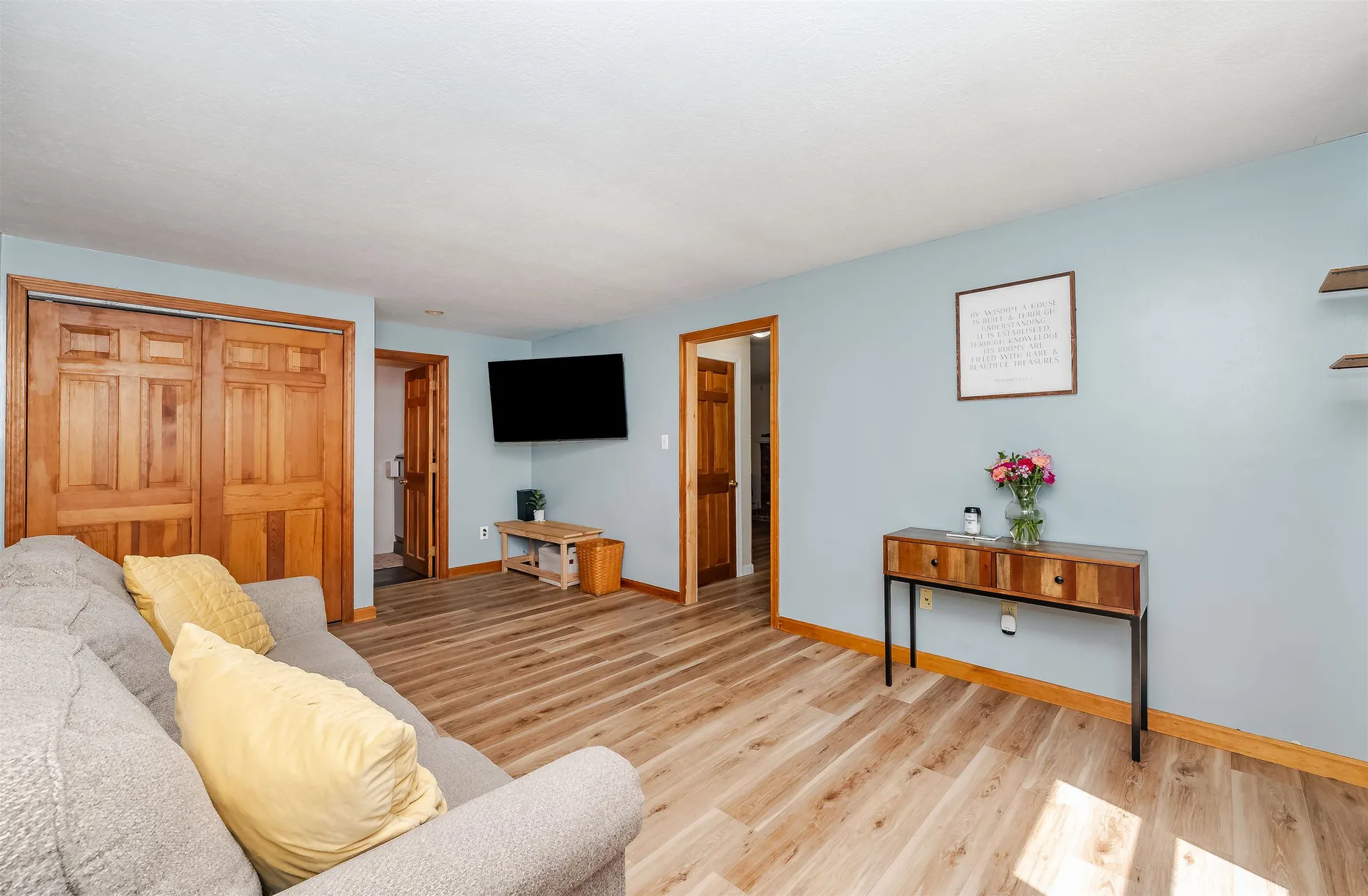 21 Elaine Road Middleton NH 03887