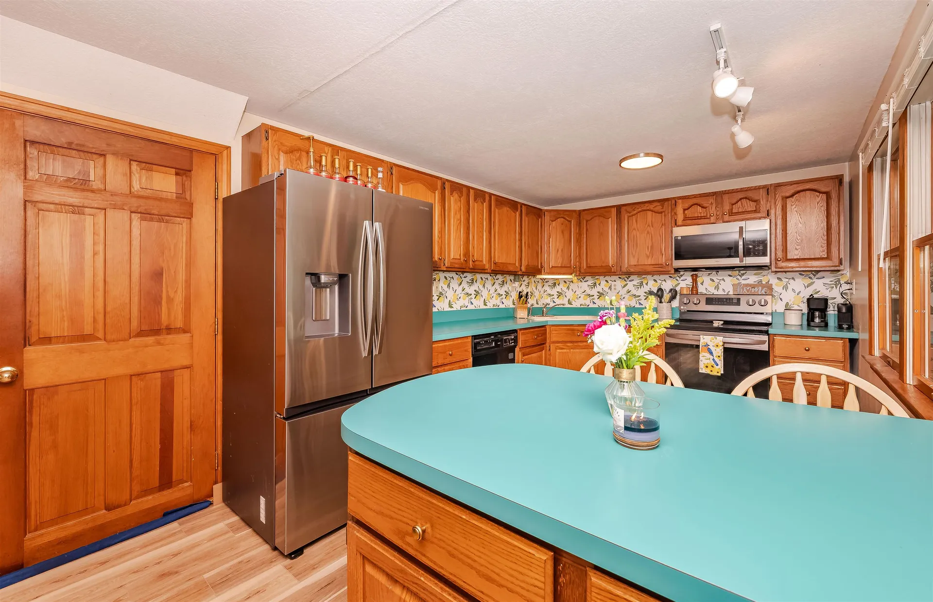 21 Elaine Road Middleton NH 03887