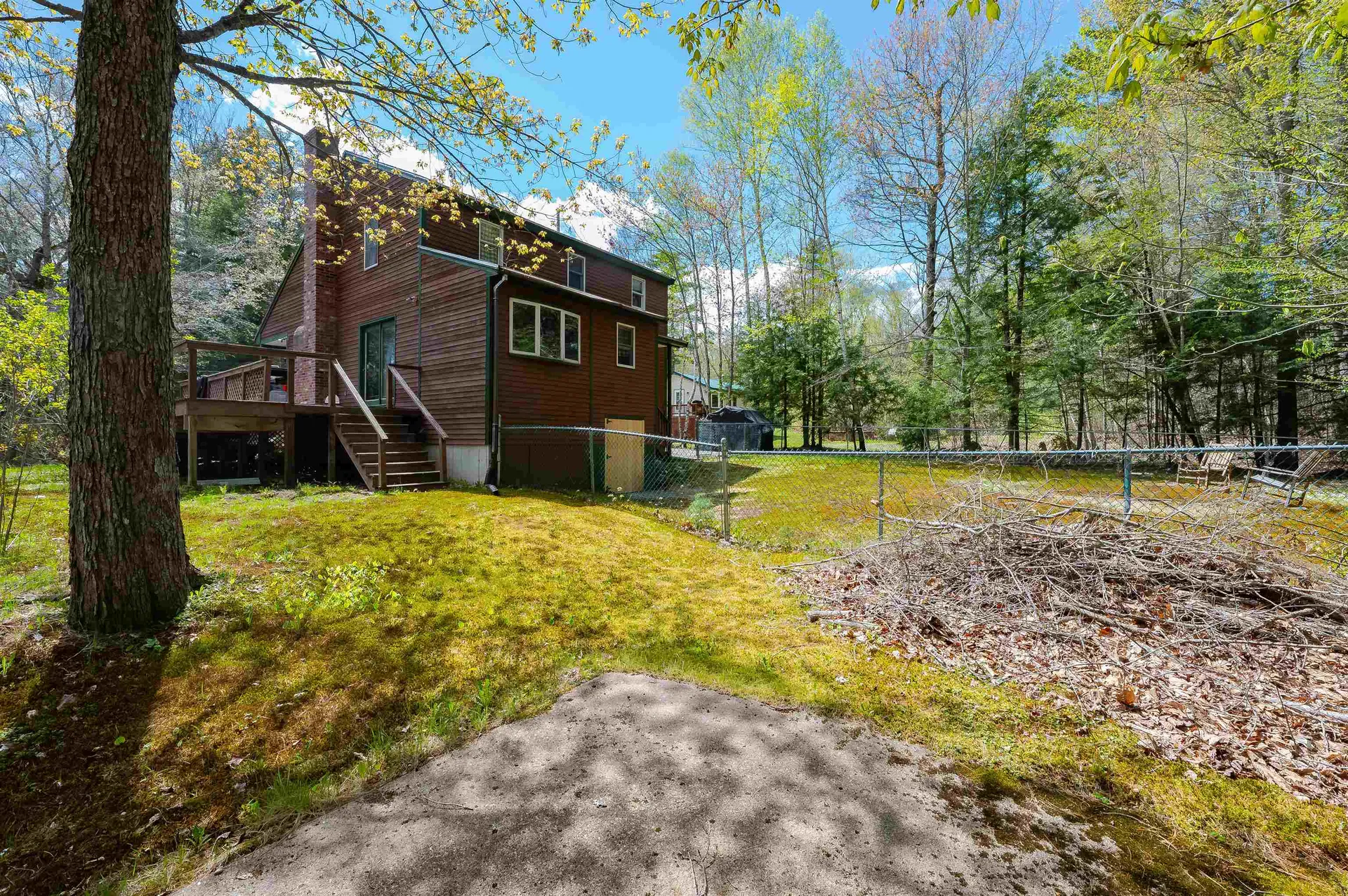 21 Elaine Road Middleton NH 03887