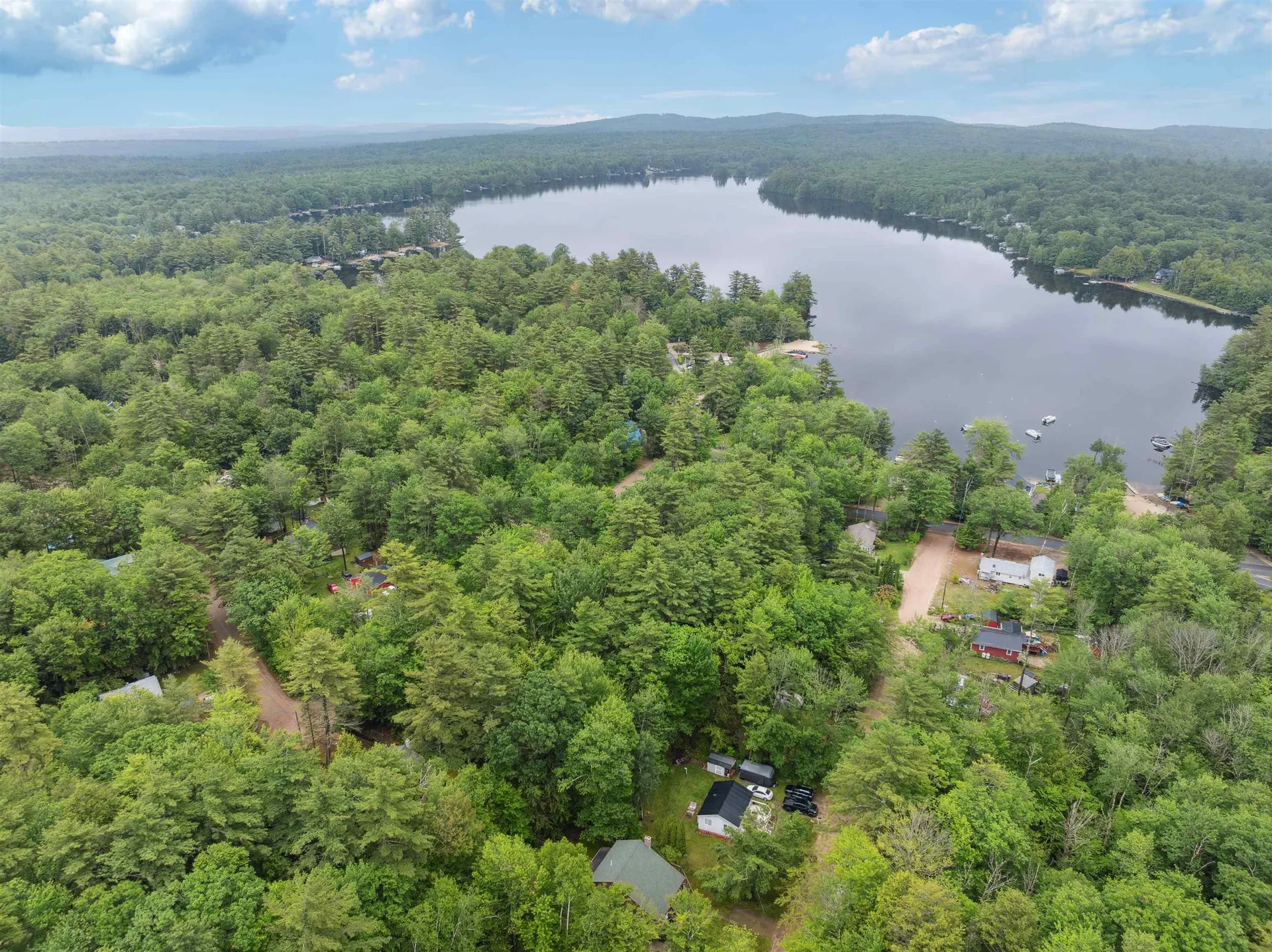 21 Elaine Road Middleton NH 03887