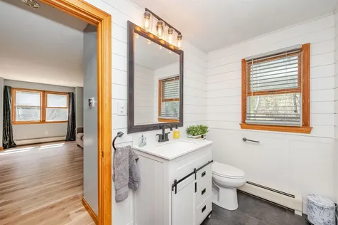 21 Elaine Road Middleton NH 03887